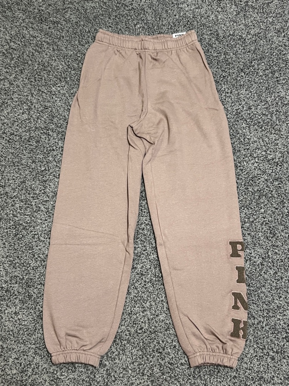 VS PINK Ivy Fleece Campus Sweatpants Size Iced Coffee Small NWT
